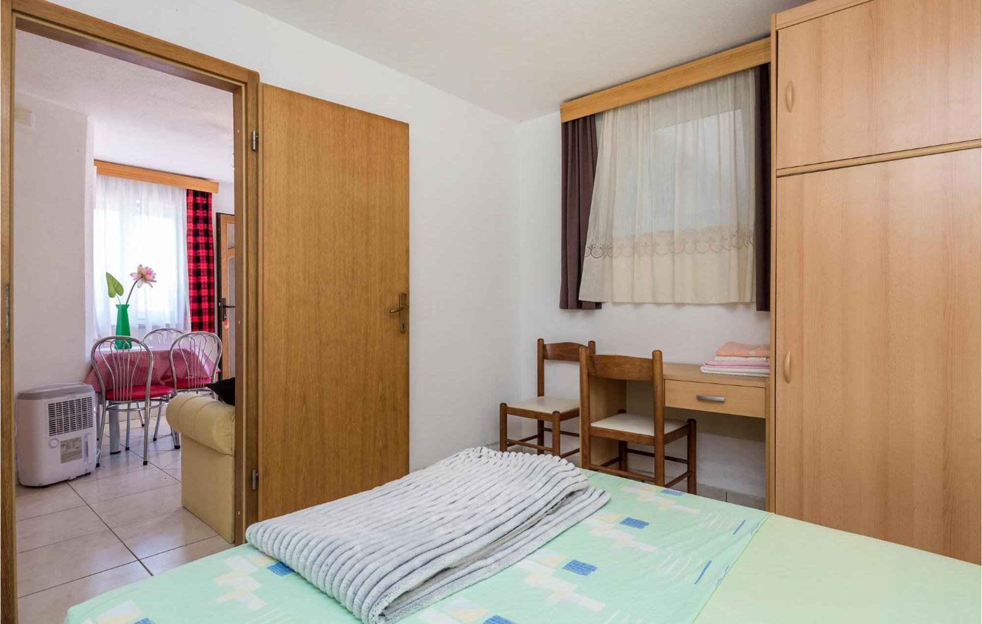 Beach Front Apartment In Punta Kriza With Kitchen מראה חיצוני תמונה